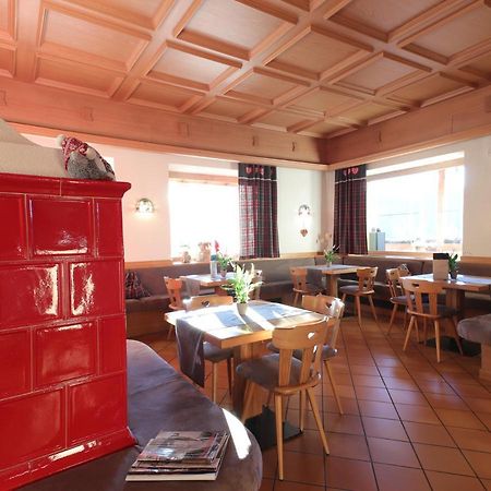 Hotel Alla Rocca Varena Eksteriør bilde