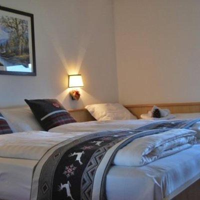 Hotel Alla Rocca Varena Eksteriør bilde